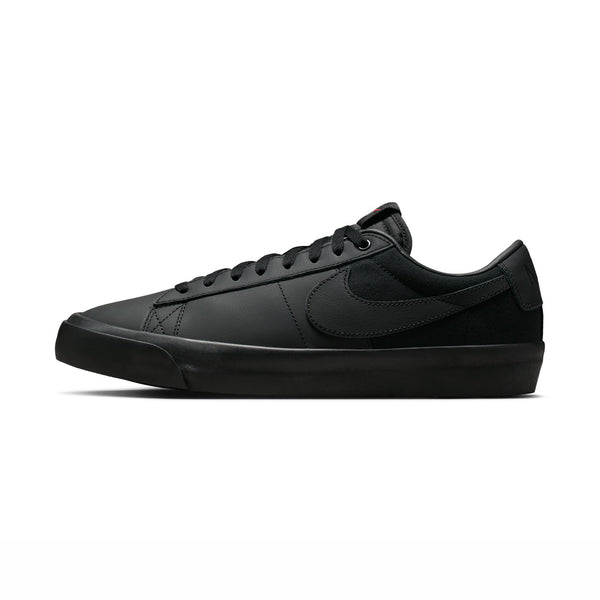 Nike SB Zoom Blazer Low Pro GT Triple Black