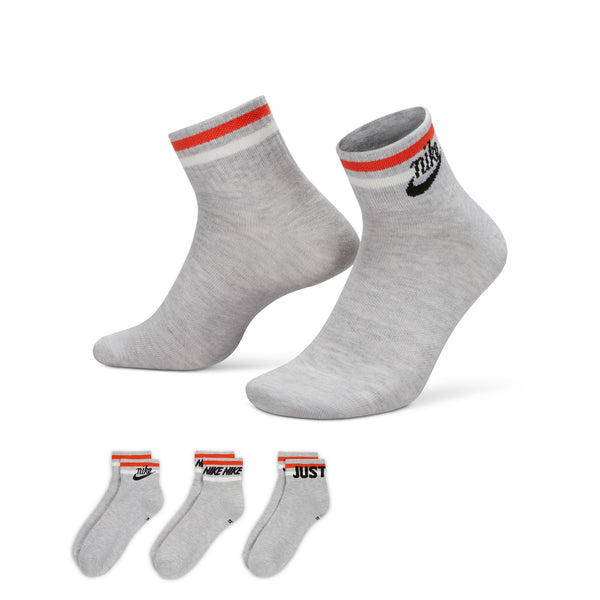Nike Everyday Essential Grey