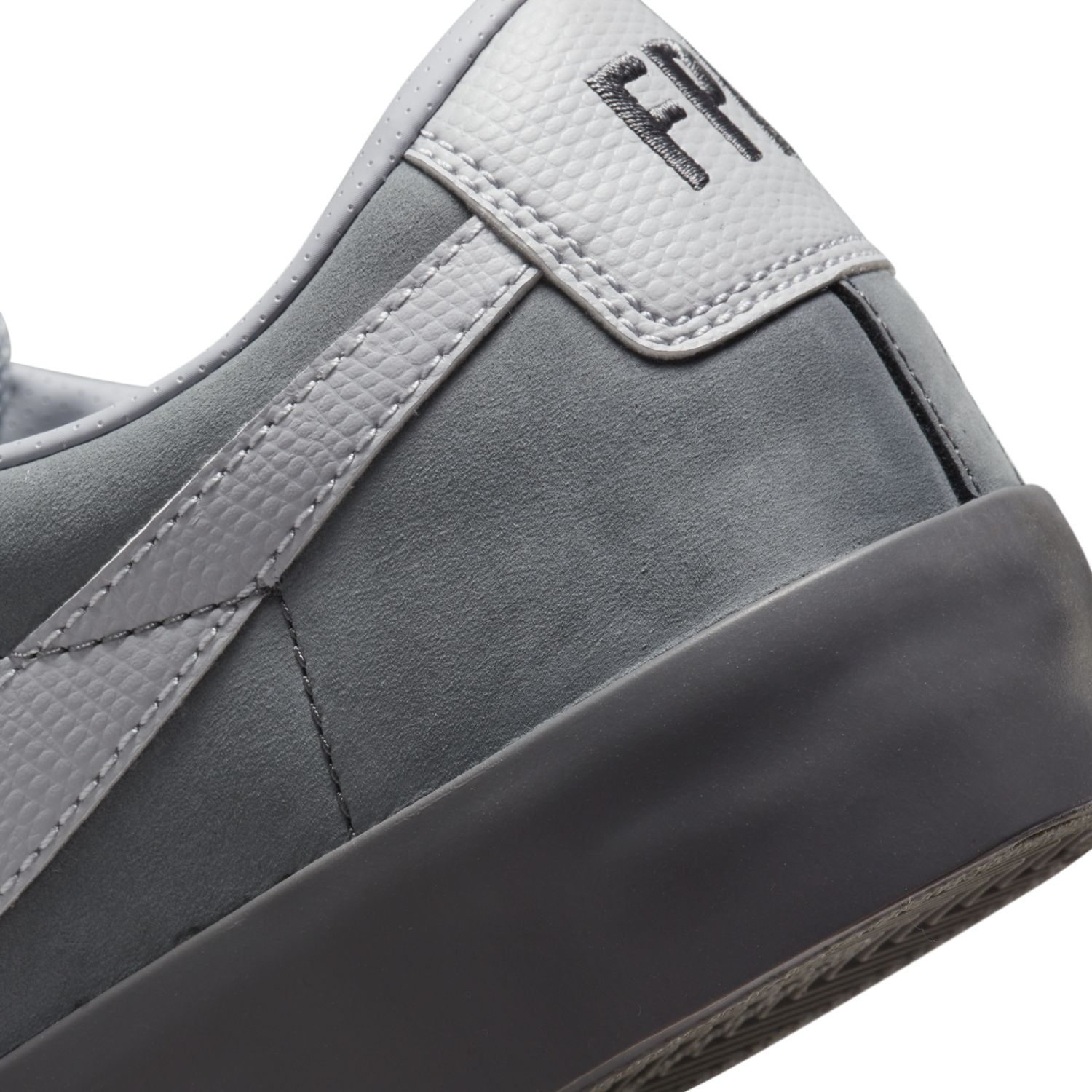 Nike SB x FPAR Blazer Low QS cool grey