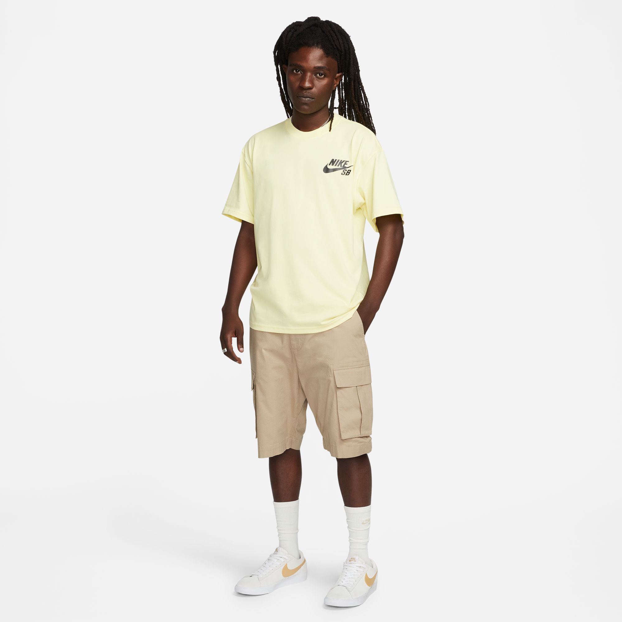 Nike SB Logo Skate T-Shirt Lemon Chiffon 05