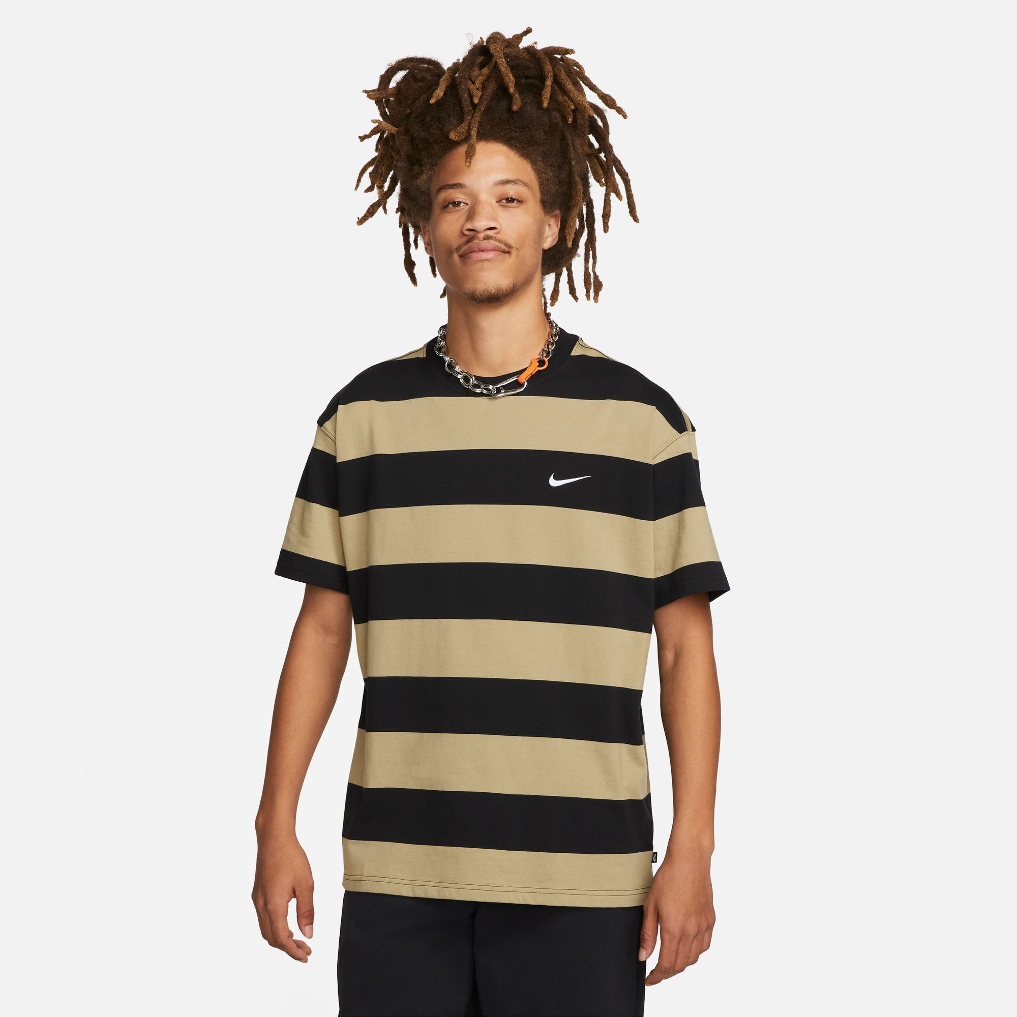 Nike SB Men's Skate Stripe T-Shirt Olive 01